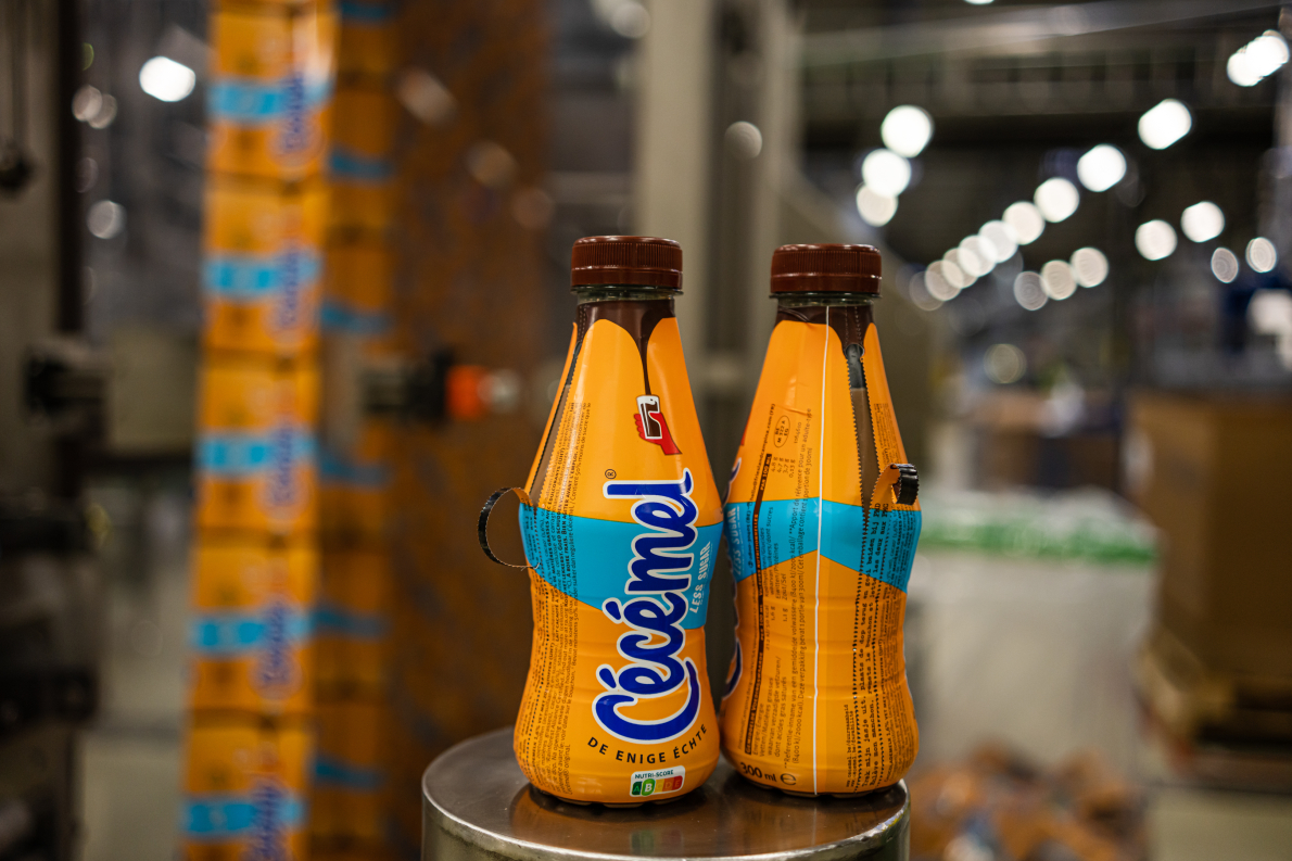 FrieslandCampina is eerste Belgische zuivelspeler met 100% gerecycleerde fles