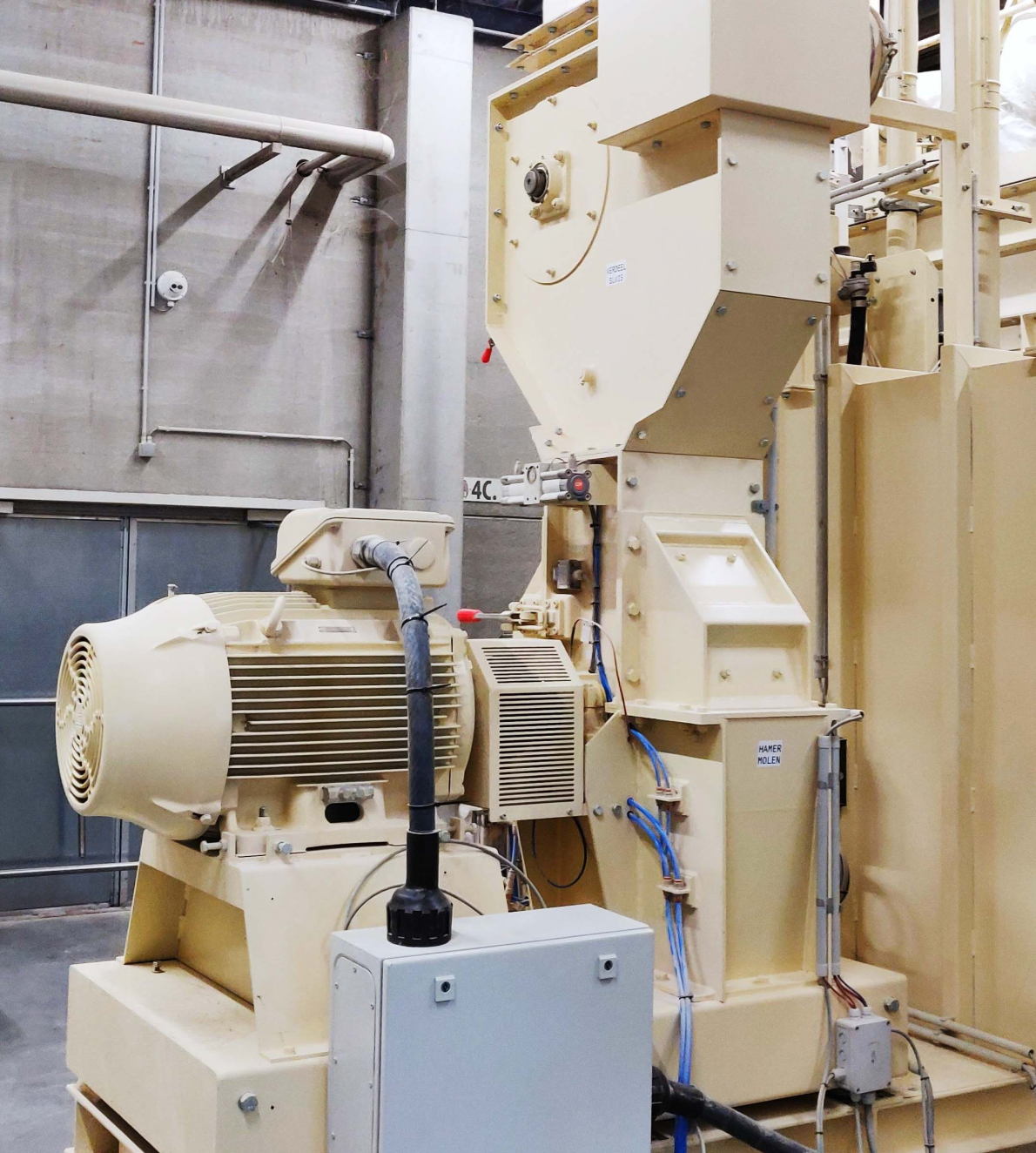 Brouwerij Huyghe investeerde €162.000 in een nieuwe hamermolen, die moutkorrels tot zetmeel plet.